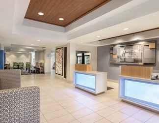 Lobby 2 Holiday Inn Express & Suites LAWTON-FORT SILL, an IHG Hotel