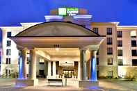 Exterior Holiday Inn Express & Suites KNOXVILLE WEST - OAK RIDGE, an IHG Hotel