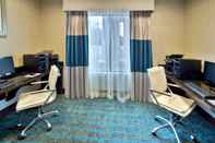 Functional Hall Holiday Inn Express & Suites KNOXVILLE WEST - OAK RIDGE, an IHG Hotel