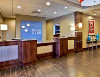 Lobby 2 Holiday Inn Express & Suites KNOXVILLE WEST - OAK RIDGE, an IHG Hotel