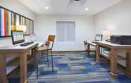 Functional Hall 7 Holiday Inn Express & Suites AUBURN HILLS, an IHG Hotel