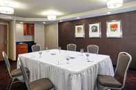 Dewan Majlis Holiday Inn Express HAMPTON - COLISEUM CENTRAL, an IHG Hotel