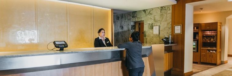 Lobby Crowne Plaza SAN FRANCISCO AIRPORT by IHG, an IHG Hotel