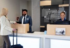 大堂 5 Holiday Inn Express & Suites CHESTER-MONROE-GOSHEN by IHG, an IHG Hotel