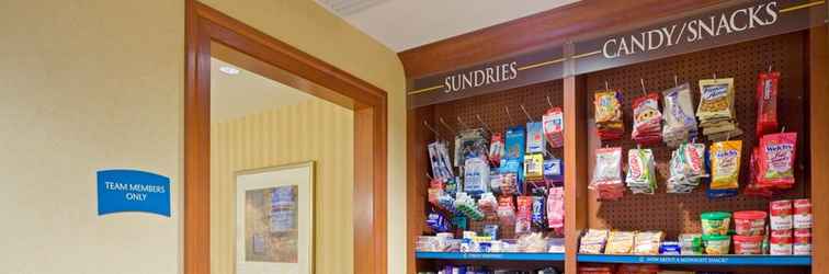 Sảnh chờ Staybridge Suites PHILADELPHIA-MT. LAUREL, an IHG Hotel