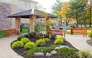 Common Space 2 Staybridge Suites PHILADELPHIA-MT. LAUREL, an IHG Hotel