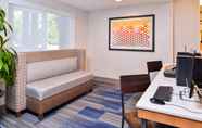 พื้นที่สาธารณะ 5 Holiday Inn Express & Suites LACEY - OLYMPIA, an IHG Hotel