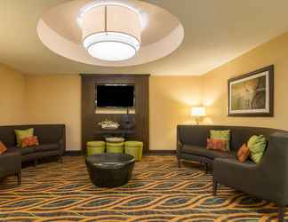 ล็อบบี้ 2 Holiday Inn Express & Suites HOBBS, an IHG Hotel