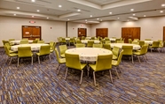 Functional Hall 4 Holiday Inn Express LOUISVILLE AIRPORT EXPO CENTER, an IHG Hotel