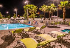 游泳池 2 Holiday Inn Express & Suites ST. PETERSBURG - MADEIRA BEACH by IHG, an IHG Hotel