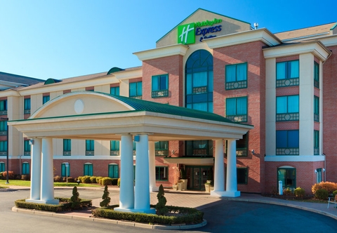 Exterior Holiday Inn Express & Suites WARWICK-PROVIDENCE (AIRPORT), an IHG Hotel