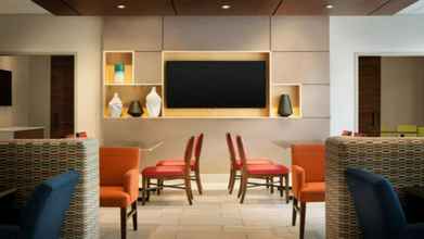 Lobi 4 Holiday Inn Express ATLANTIC CITY W PLEASANTVILLE, an IHG Hotel