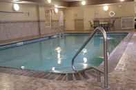 Swimming Pool Candlewood Suites CAPE GIRARDEAU