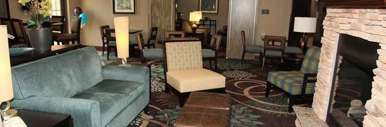 Lobby Staybridge Suites LINCOLN NORTHEAST, an IHG Hotel