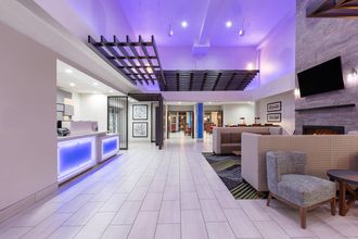 ロビー 4 Holiday Inn Express & Suites SEASIDE-CONVENTION CENTER by IHG, an IHG Hotel