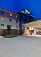 EXTERIOR_BUILDING Holiday Inn Express & Suites SALINA, an IHG Hotel