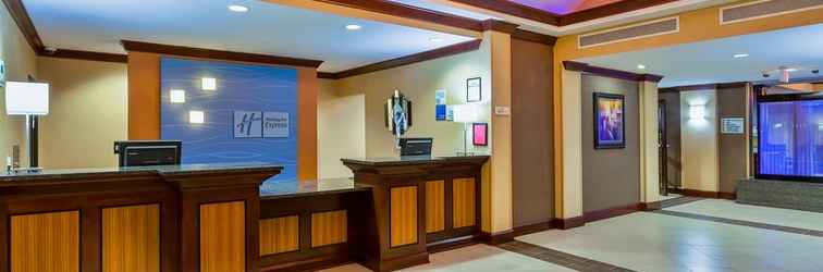 Lobby Holiday Inn Express & Suites SALINA, an IHG Hotel