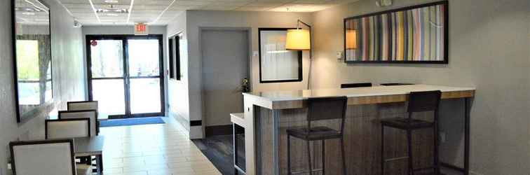 Lobi Holiday Inn Express & Suites BATESVILLE, an IHG Hotel