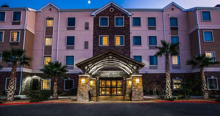 Exterior Staybridge Suites EL PASO AIRPORT AREA, an IHG Hotel