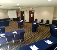 Functional Hall 5 Holiday Inn Express & Suites MEBANE, an IHG Hotel