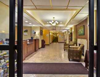 Lobi 2 Holiday Inn Express & Suites HARRINGTON, an IHG Hotel
