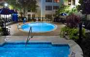 Kolam Renang 2 Holiday Inn Express PASCAGOULA-MOSS POINT, an IHG Hotel