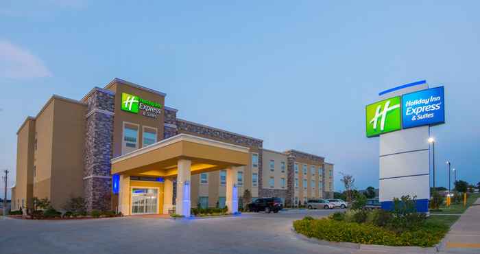 Bangunan Holiday Inn Express & Suites STILLWATER - UNIVERSITY AREA, an IHG Hotel