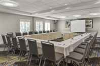 Functional Hall Holiday Inn Express & Suites SACRAMENTO AIRPORT NATOMAS, an IHG Hotel