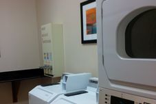 บริการของโรงแรม Holiday Inn Express VANCOUVER NORTH - SALMON CREEK by IHG, an IHG Hotel