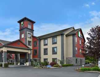 Exterior 2 Holiday Inn Express VANCOUVER NORTH - SALMON CREEK, an IHG Hotel