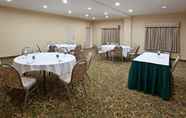Functional Hall 3 Holiday Inn Express & Suites MARION, an IHG Hotel