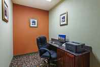 Functional Hall Holiday Inn Express & Suites AMARILLO EAST, an IHG Hotel