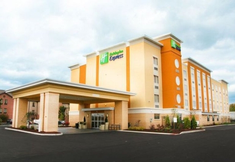 Bên ngoài Holiday Inn Express TOLEDO NORTH, an IHG Hotel