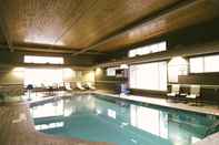 Swimming Pool Holiday Inn Express & Suites SUPERIOR - DULUTH AREA, an IHG Hotel