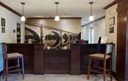 Bar, Cafe and Lounge 6 Staybridge Suites STROUDSBURG (EAST) POCONOS, an IHG Hotel