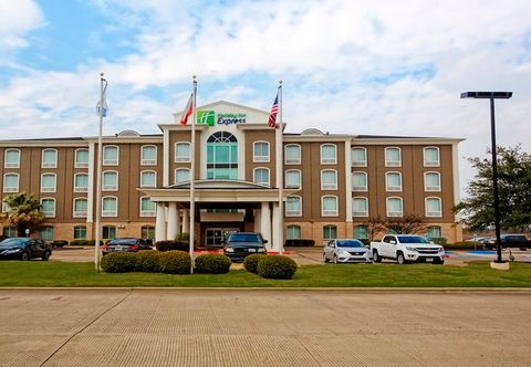 Exterior Holiday Inn Express & Suites CORSICANA I-45 by IHG, an IHG Hotel