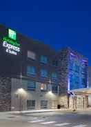 EXTERIOR_BUILDING Holiday Inn Express & Suites DENVER NE - BRIGHTON, an IHG Hotel