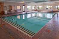 Swimming Pool Holiday Inn Express & Suites KINGMAN, an IHG Hotel