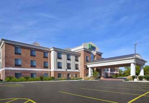 Exterior Holiday Inn Express & Suites NILES, an IHG Hotel