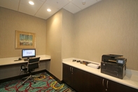 Ruangan Fungsional Holiday Inn Express & Suites CHARLOTTE NORTH, an IHG Hotel