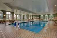 Swimming Pool Holiday Inn & Suites MILWAUKEE AIRPORT, an IHG Hotel