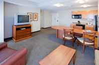 Common Space Candlewood Suites INDIANAPOLIS DWTN MEDICAL DIST