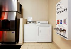 住宿服务 7 Holiday Inn Express & Suites BURLESON/FT. WORTH by IHG, an IHG Hotel