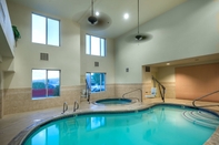 Kolam Renang Holiday Inn Express & Suites CARSON CITY, an IHG Hotel