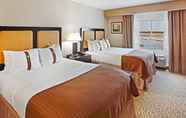 Bedroom 7 Holiday Inn & Suites BEAUFORT @ HIGHWAY 21, an IHG Hotel