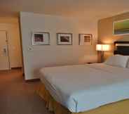 Kamar Tidur 6 Holiday Inn Express & Suites MONTGOMERY, an IHG Hotel