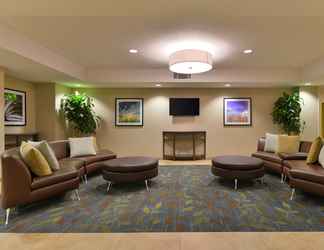 Lobby 2 Candlewood Suites CASPER