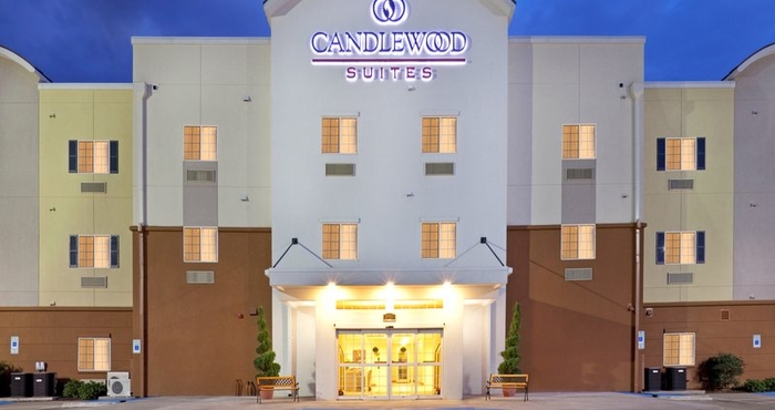 Exterior Candlewood Suites EL DORADO