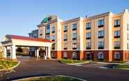 Exterior 4 Holiday Inn Express & Suites NEWPORT SOUTH, an IHG Hotel