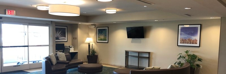 Lobby Candlewood Suites EL DORADO